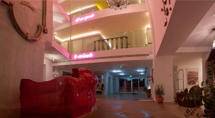 CAPODANNO HOTEL DUNANT CON CENONE E MEGA PARTY